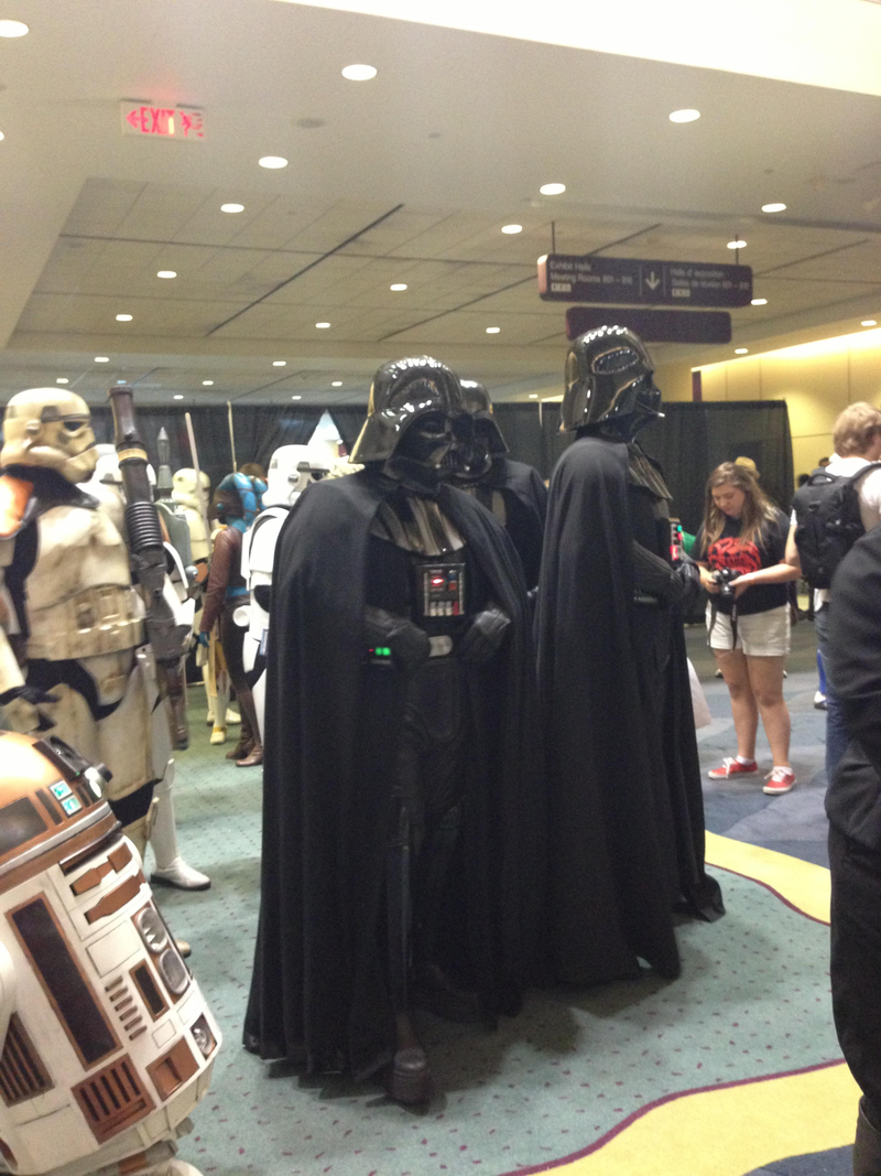 Illustration for article titled Fan Expo Day 3 - Pictures! Pictures! Pictures!